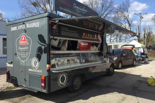 Kiszeczkowy food truck w Konstancinie