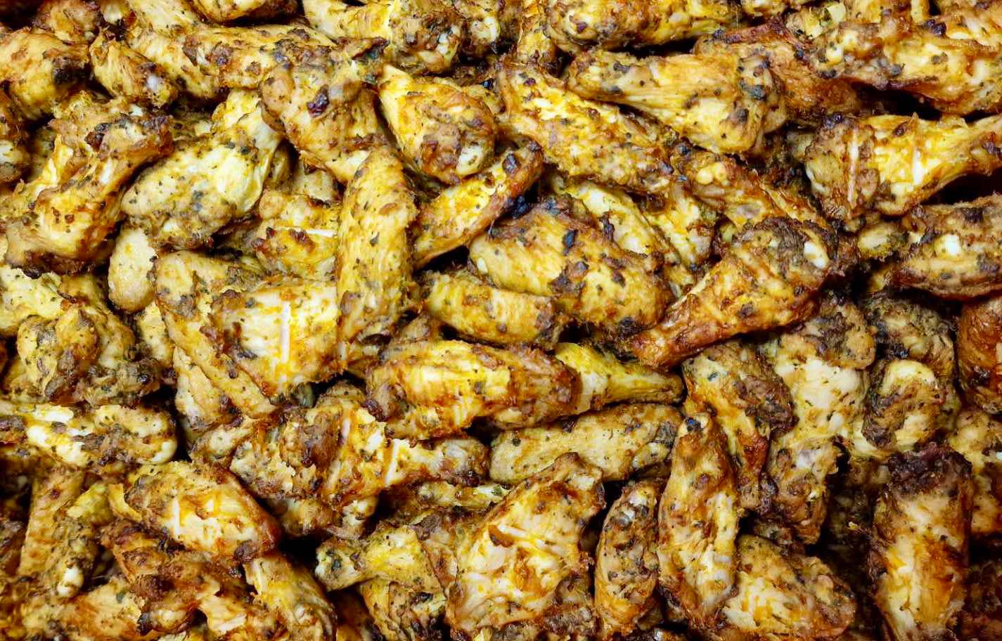 sielskie kęski - marynowane i pieczone skrzydełka z kurczaka w kolendrze